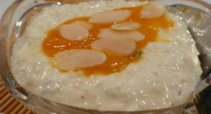 rice pudding with mango coulis